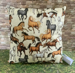 Kleines Kissen Pferdeherde