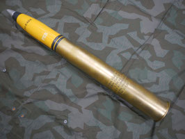 8,8cm L/56 original Stahlhülse, restauriert mit Sprenggranate;   8,8cm Flak, Tiger frühe Ausführung