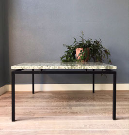 Salontafel met groen marmeren tafelblad