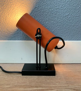 Oranje wandlamp