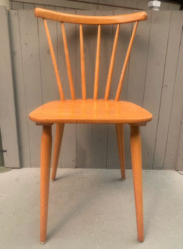 Houten spijlenstoel
