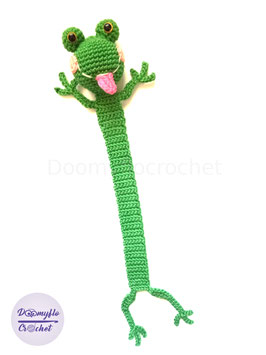 Bookmark green crocheted cotton frog