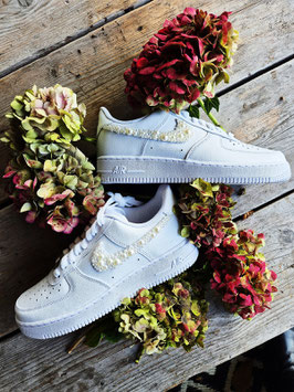 Nike Parels wit, maat 42