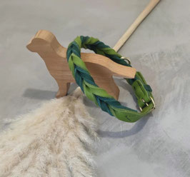 Halsband mit Flechtung