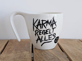 "Karma regelt alles"