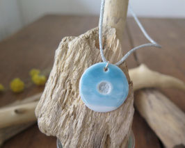 Collier dégradé bleu et argent en porcelaine