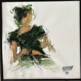 Karina Laru-Naú - Grünes Kleid