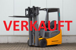 Jungheinrich EFG213 - Triplex