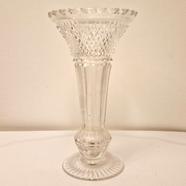 Vaso in cristallo lavorato sfaccettato