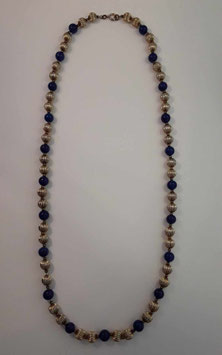 Grand collier en perles bleues en verre & métal doré