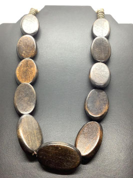 Collier vintage en bois