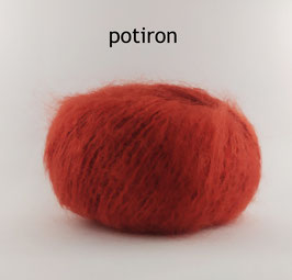 Pelotes "pur" mohair, 98% mohair et 2% soie