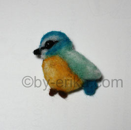 Mésange bleu, broche en laine feutrée