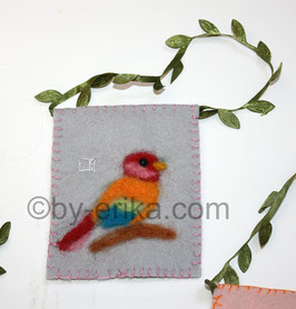 Fanion bird 1