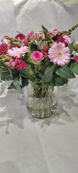 Roze gemengd boeket in grote vaas (andere kleuren mogelijk)