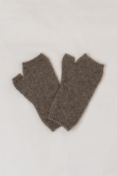 ヤクハンドウォーマーショートタイプ Yak natural wool hand warmer short type 2025年11月30日に新入荷♪♪