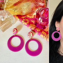 Boucles d'oreilles "Roma" - Tissu Liberty Emma Bloom et un pendant magenta en résine - oreilles percées