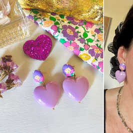 Boucles d'oreilles "Agathe" - Tissu Liberty of London Mrs Stoneley et un pendant coeur lilas en résine - oreilles percées