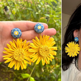 Boucles d'oreilles "Marguerite" - Tissu Liberty of London Pep et un pendant fleur jaune en raphia - oreilles percées