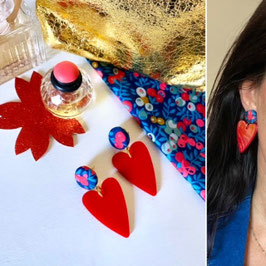 Boucles d'oreilles "Alicia" - Liberty Wiltshire et un pendant coeur rouge en résine - oreilles percées