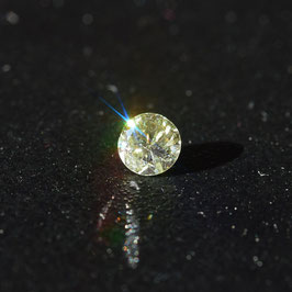 0,22 ct, Fancy Green-Yellow (olive)*, I1*, Round