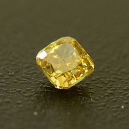 0,18 ct, Fancy Intense Yellow, VS1, Radiant, IGI Certified