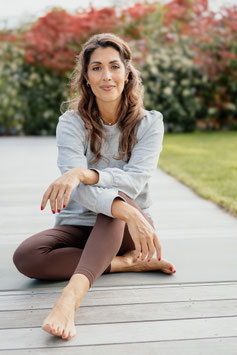 YOGAKURSE & KÖRPERARBEIT