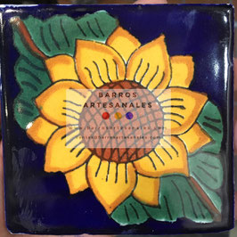 Girasol  fondo Azul | Azulejo Artesanal Mayólica Endurecido Pintado a Mano Tipo Talavera