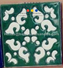 RWBA780: Azulejo Talavera  Realzado  Especial Pintado a Mano.