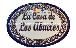 Placa Domiciliaria Realzada Plumeado azul  Plaza Azul Ovalada