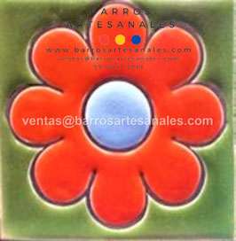 RWBA833: Azulejo Talavera  Realzado sobre Balnco Puro  Especial Pintado a Mano.