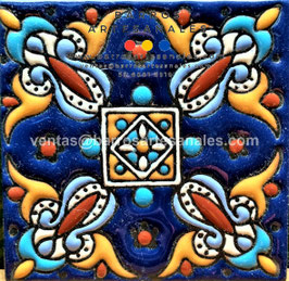 RWBA737: Azulejo Talavera  Realzado Especial Pintado a Mano.