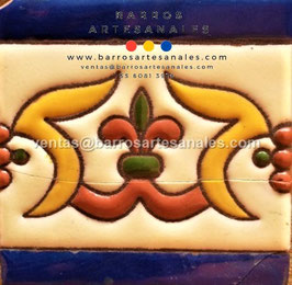 RWBA955: Azulejo Talavera  Realzado sobre Balnco Puro  Especial Pintado a Mano.