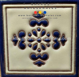 RWBA771: Azulejo Talavera  Realzado  Pintado a Mano.