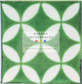 Diamante Verde | Azulejo Artesanal Mayólica Endurecido Pintado a Mano Tipo Talavera