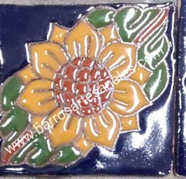 Azulejo Talavera  Realzado Modelo Girasol Pintado a Mano.