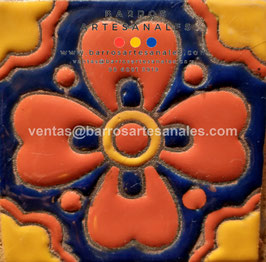 RWBA858: Azulejo Talavera  Realzado sobre Balnco Puro  Especial Pintado a Mano.