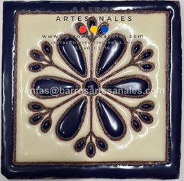 RWBA797: Azulejo Talavera  Realzado  Pintado a Mano.