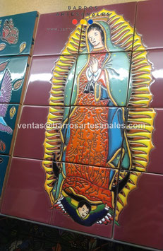 Virgen de Guadalupe Pintada y Horneada en Azulejo Artesanal tipo Tlalavera Realzado de 10.5x10.5 MODELO FM-050