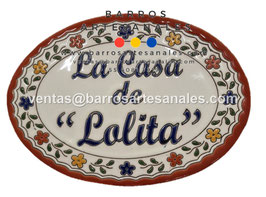 Placa Domiciliaria Realzada Bouquet Plaza Terracota Ovalada