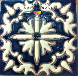 RWBA775: Azulejo Talavera  Realzado  Especial Pintado a Mano.