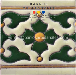 RWBA956: Azulejo Talavera  Realzado sobre Balnco Puro  Especial Pintado a Mano.