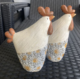 Huhn Sofia mit Blumenmuster