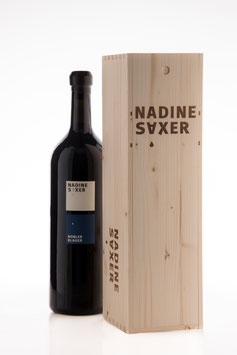 Nobler Blauer 2022 · 300cl   ·  in der Holzbox