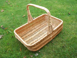 Tablett mit Bügelgriff