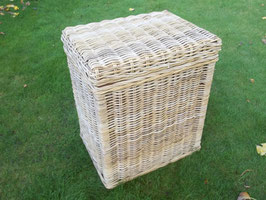 Truhe, Aussteuertruhe, Allzwecktruhe aus Rattan, beige-grau