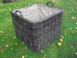 Kaminkorb auf Rollen, Holzkorb, Erntekorb, Kartoffelkorb aus Rattan