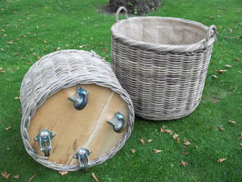 Kaminkorb auf Rollen, Holzkorb, Erntekorb, Kartoffelkorb aus Rattan