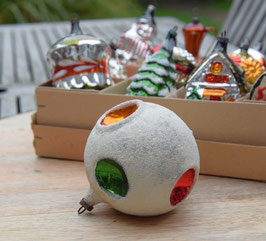 Kerstbal met kraters multi, gesuikerd (7829)