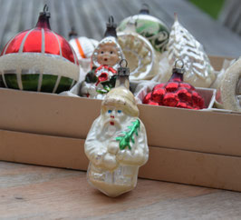 Kerstman wit mat, versierd (7440)